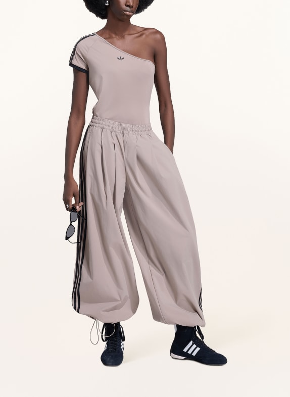 adidas Originals Pantaloni de trening ADILENIUM 5.0 PLEATED TAUPE