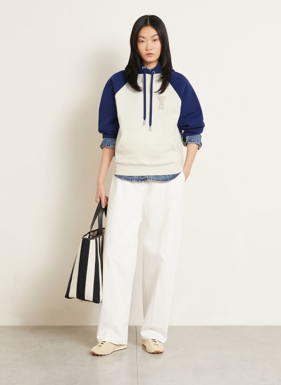 AMI PARIS hoodie CRÈME / DONKERBLAUW