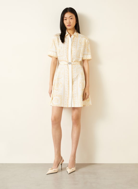 VERSACE Robe chemise en soie BLANC / JAUNE CLAIR