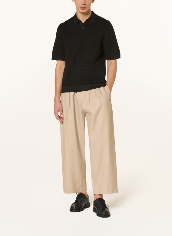 COS Poloshirt met normale pasvorm ZWART