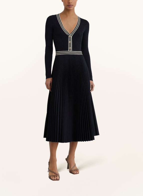 REISS Strickkleid GAIA im Materialmix mit Plissees DUNKELBLAU / CREME / KHAKI