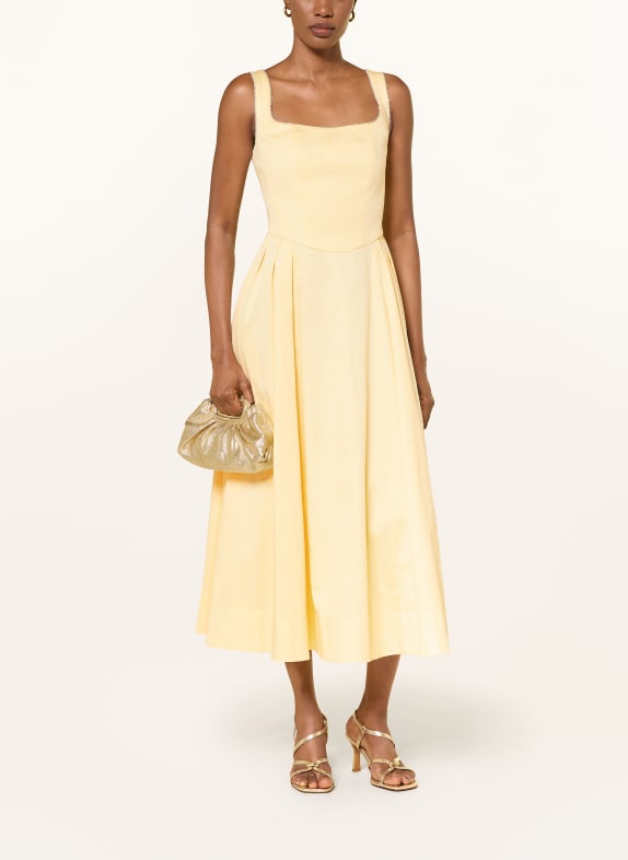 maje Sukienka z kamieniami ozdobnymi JASNOŻÓŁTY