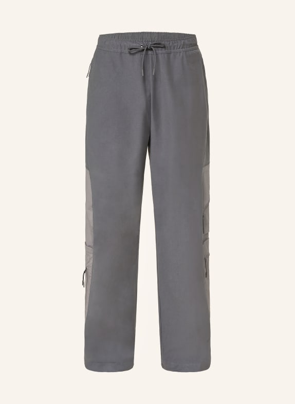 Nike SHORI Track Pants in a blend of materials GRAY