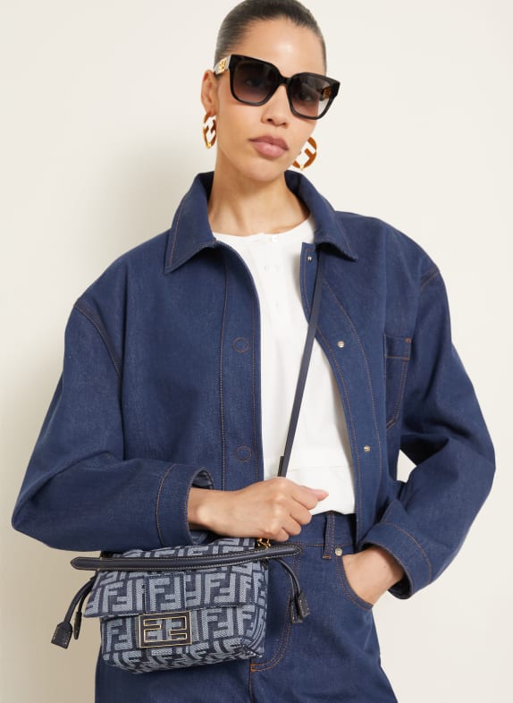 FENDI Handtas MAMMA BAGUETTE SMALL BLAUW / WIT