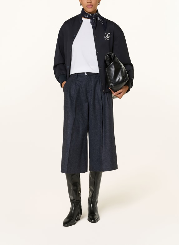 PNTS Bermuda's THE GENT DONKERBLAUW