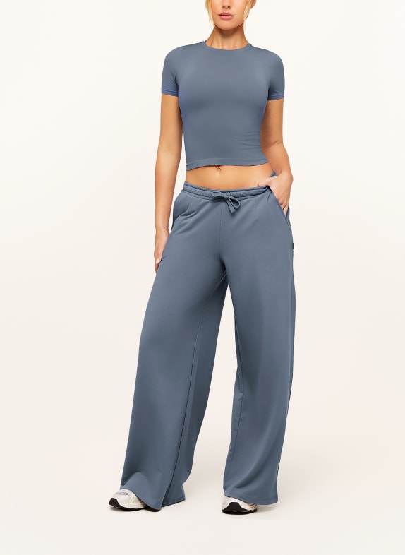 GYMSHARK Cropped-Shirt FORM GRAU