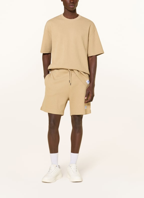 HUGO Sweatshorts NUWAFFLO BEIGE
