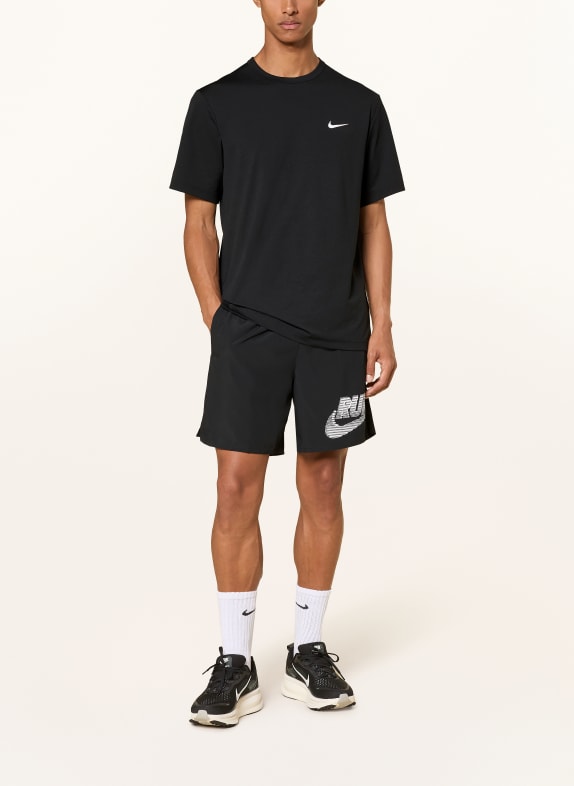 Nike 2-in-1 hardloopshort CHALLENGER ZWART / WIT