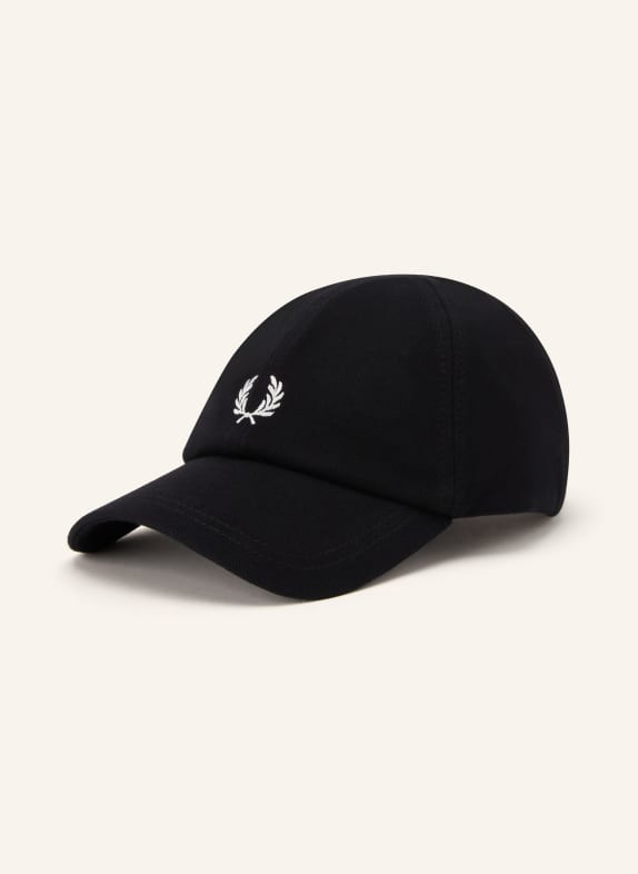 FRED PERRY čepice ČERNÁ / BÍLÁ