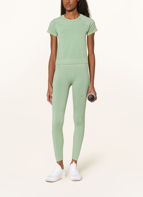 Nike Tricou SEAMLESS VERDE DESCHIS
