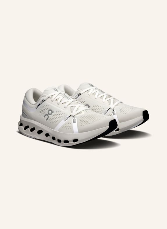 On Hardloopschoenen CLOUDSURFER 2 ECRU