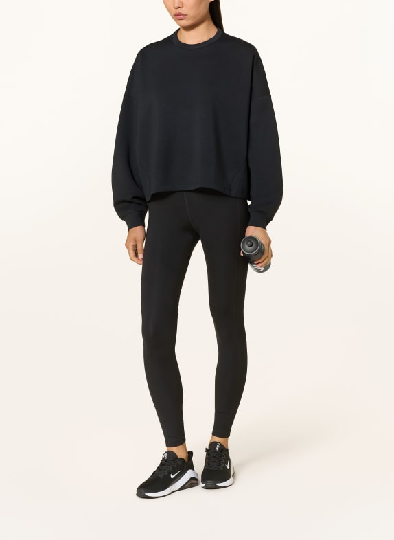 Nike Oversized sweatshirt 24.7 IMPOSSIBLYSOFT ZWART