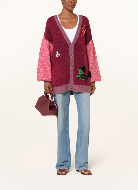 ALÉMAIS Oversized-Strickjacke MLAK mit Mohair und Alpaka DUNKELROT / PINK / WEISS