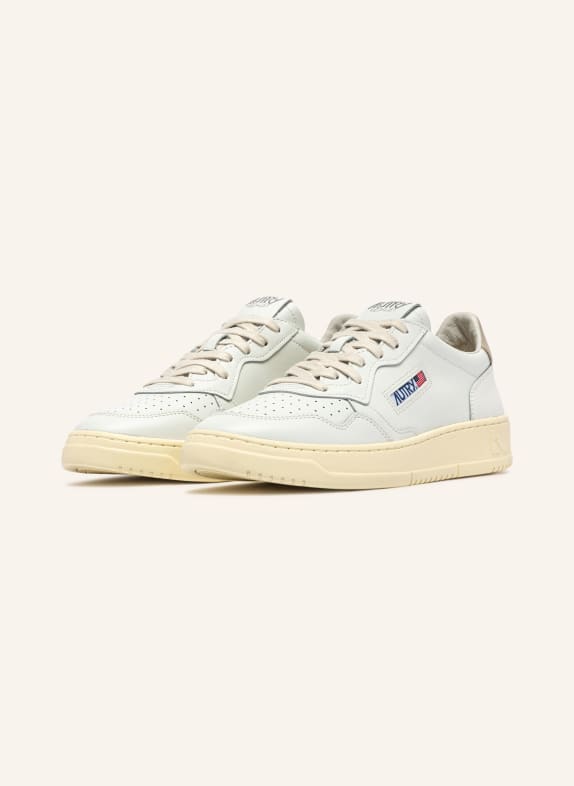 AUTRY Baskets MEDALIST LOW LL BLANC / BEIGE
