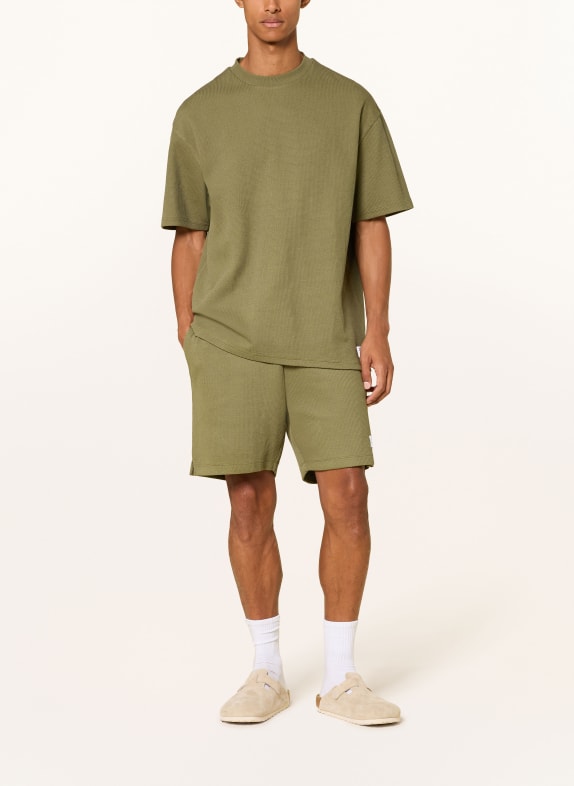HUGO Sweatshorts NUWAFFLO OLIJF