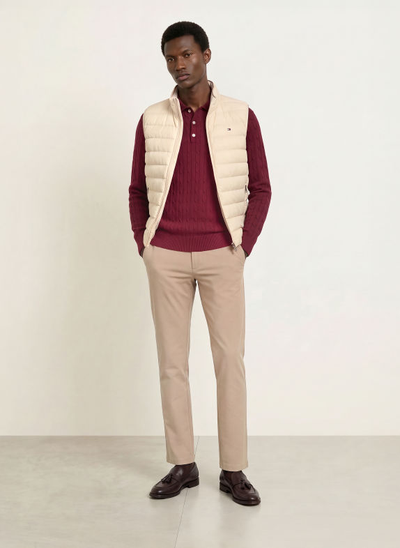 TOMMY HILFIGER Quiltad väst GRÄDDE