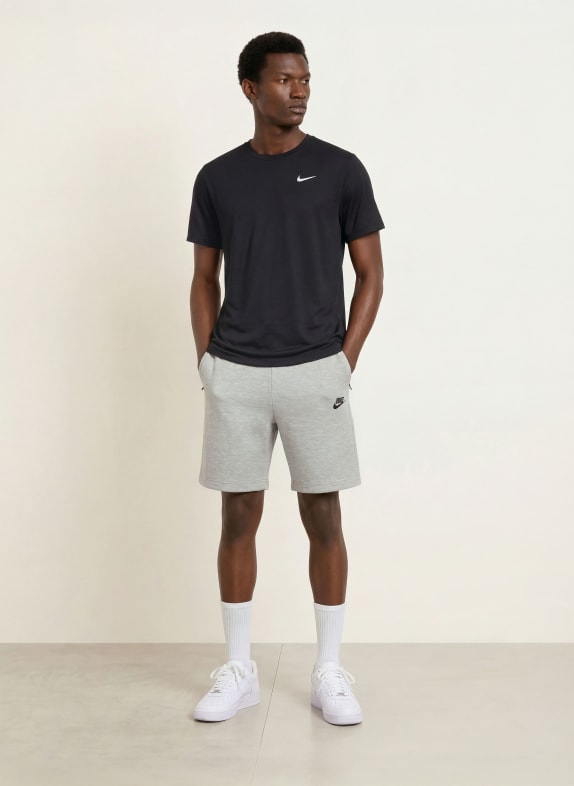 Nike TECH-Sweatshort LICHTGRIJS