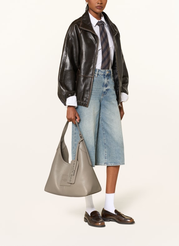 MARC JACOBS Väska THE BELTED SACK TAUPE / SILVER