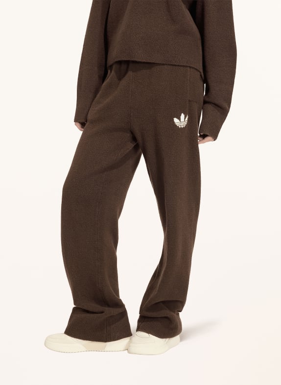 adidas Originals ESSENTIALS KNIT Knit Pants BROWN
