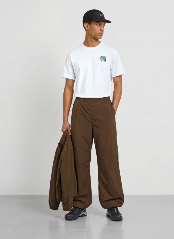 THE NORTH FACE T-shirt BASECAMP BARISTA WIT