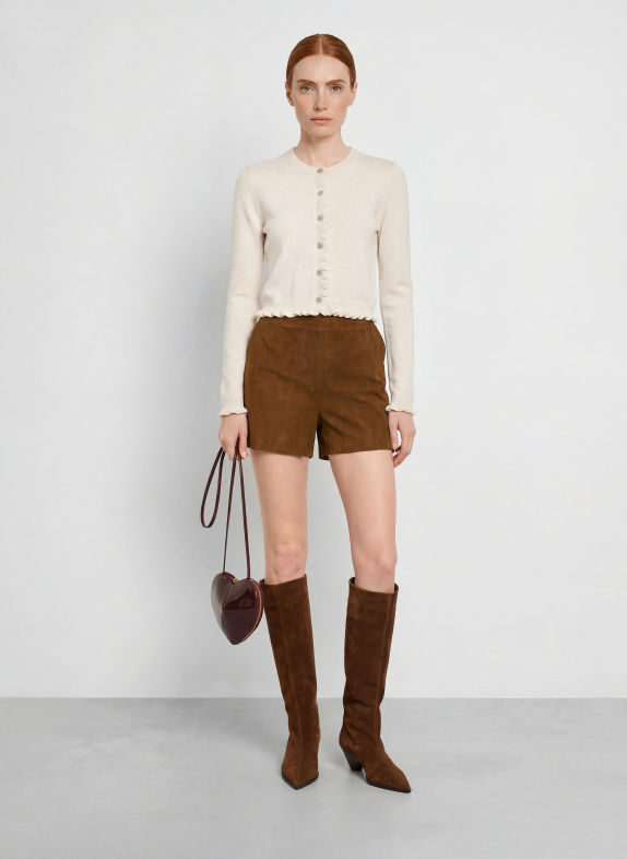 Johann & Johanna Strickjacke mit Rüschen CREME