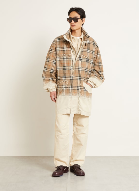 BURBERRY Trenčkot LANCASTER ČERNOŠEDÁ / TMAVĚ ORANŽOVÁ / BÍLÁ