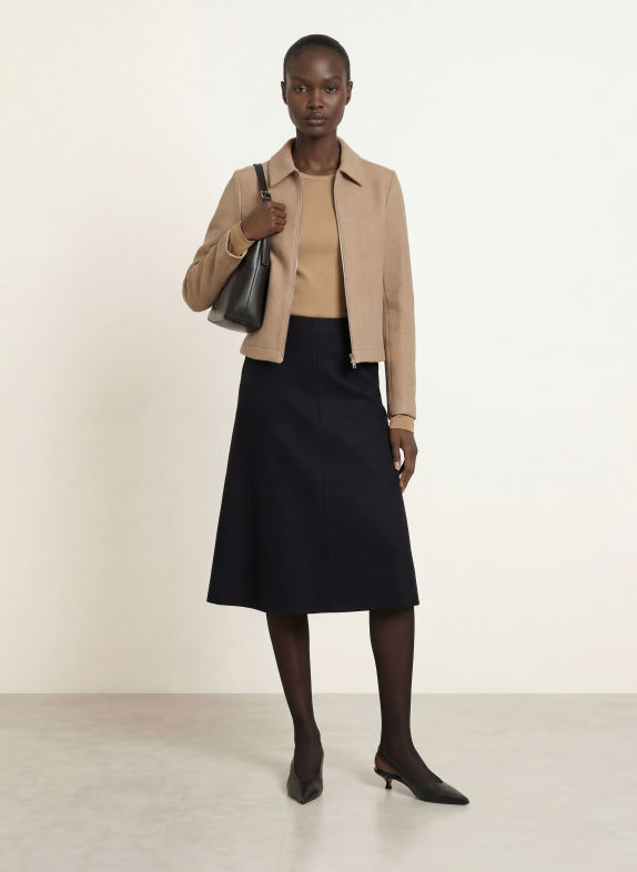 MARC CAIN Rok 900 black new