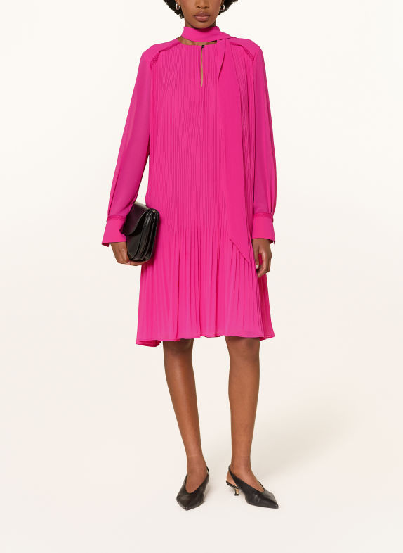 MARC CAIN Schluppenkleid mit Plissees und Spitze 264 very berry