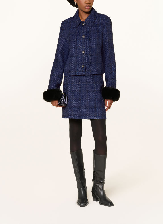 MARC CAIN Jas van tweed met kunstbont en glittergaren 393 pageant blue