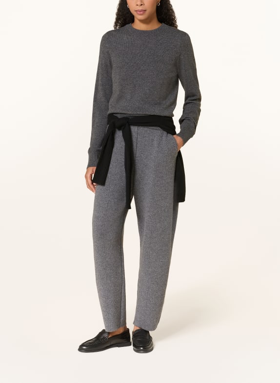 Rhea. Pullover GRAU