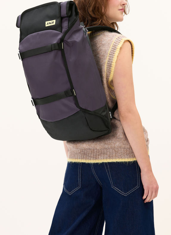 AEVOR Plecak TRIP PACK 26 l z kieszenią na laptop FIOLETOWY / CZARNY