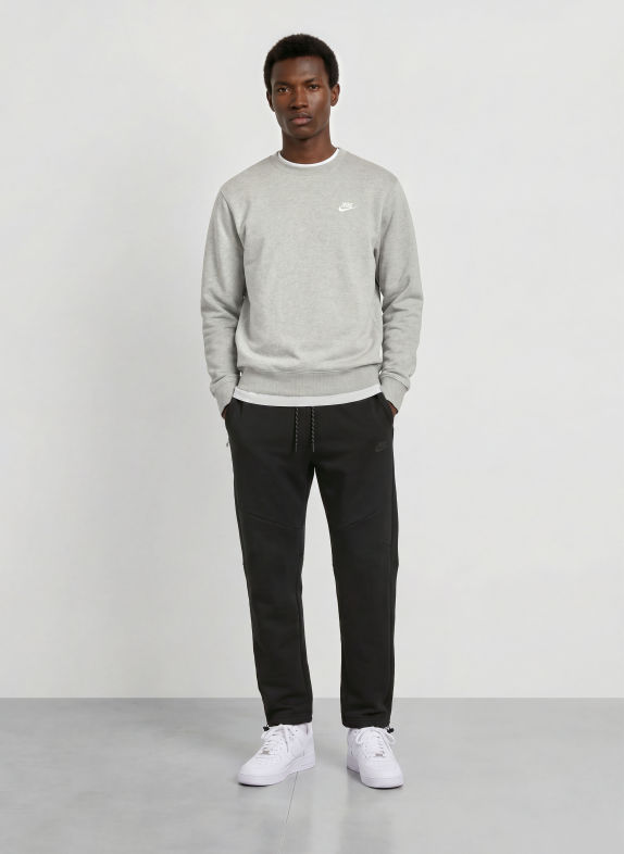 Nike Pantaloni de trening TECH NEGRU