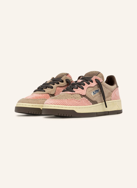 AUTRY Sneakers MEDALIST LOW CRÈME / CAMEL / ROZE