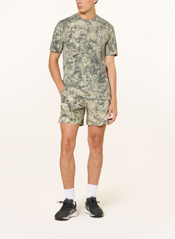 Nike 2-in-1-Laufshorts ACG CHAMO CAMO OLIV / KHAKI / HELLGRÜN