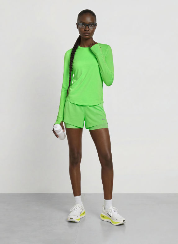 Nike Szorty do biegania 2 w 1 DRI-FIT SWIFT JASKRAWY ZIELONY