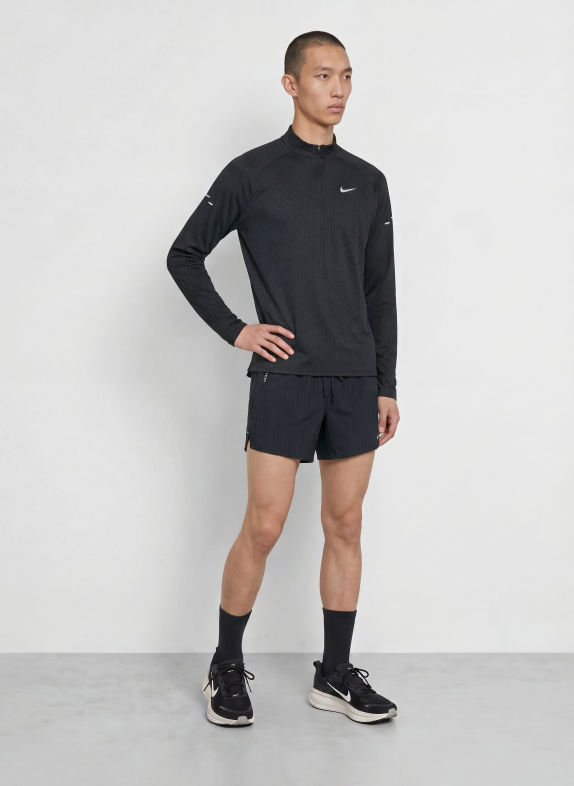 Nike Funktionsshirt STRIDE AERO-FIT SCHWARZ