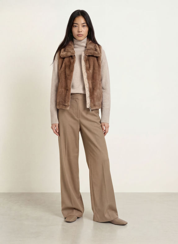 White Label Kunstfell-Weste im Materialmix TAUPE
