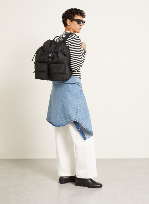 AMI PARIS Rucksack SCHWARZ