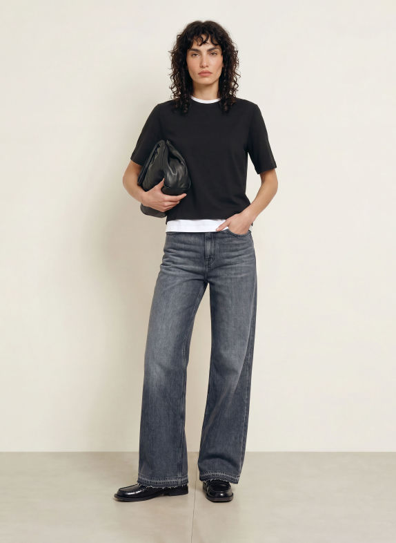 DRYKORN T-shirt QIRA ZWART