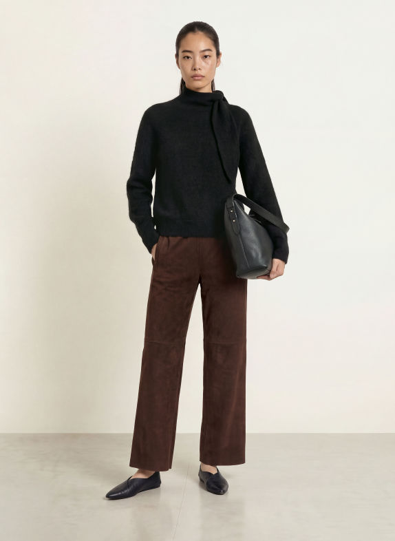 CINQUE CIBRUMO Sweater with Alpaca and Bow Tie BLACK
