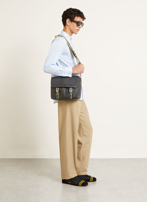 FENDI Schoudertas FLOW MEDIUM ZWART / ZILVER
