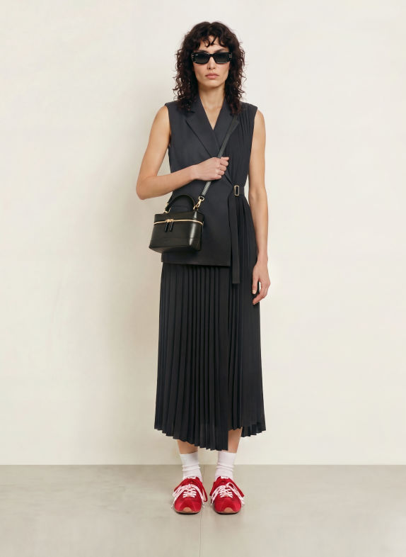 SANDRO Wickelkleid im Materialmix mit Plissees SCHWARZ