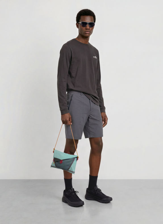 Klättermusen Sac à bandoulière HRID WP 1,5 l VERT / GRIS FONCÉ / ROUGE FONCÉ