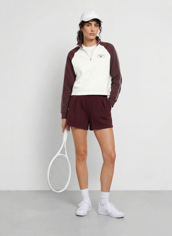 LACOSTE Short de tennis TENNIS HERITAGE ROUGE FONCÉ / BLANC