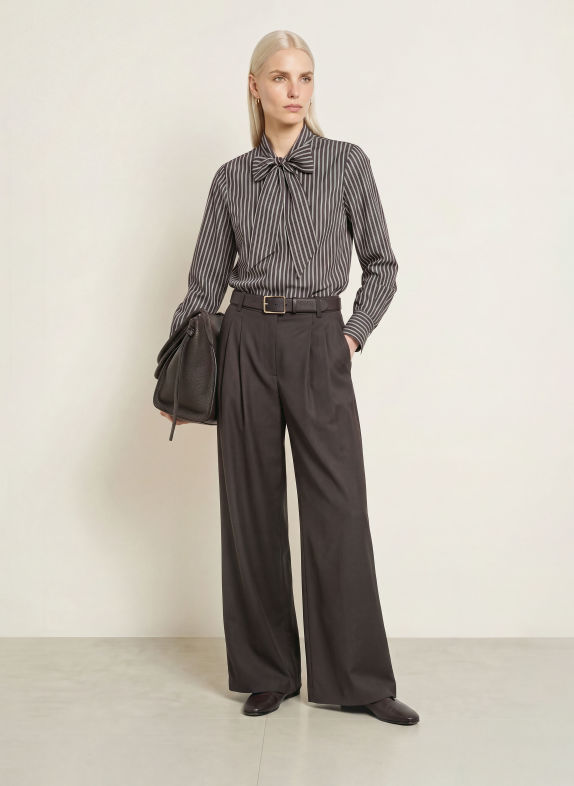 MORE & MORE Strikblouse MARRON FONCÉ / WIT