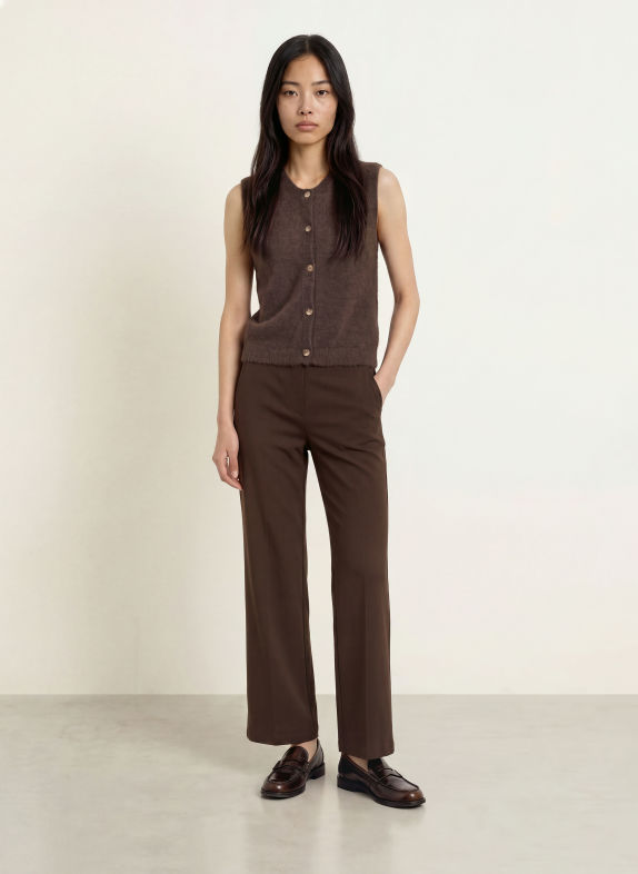 OPUS PANTS Pletená vesta PORAH TMAVĚ HNĚDÁ
