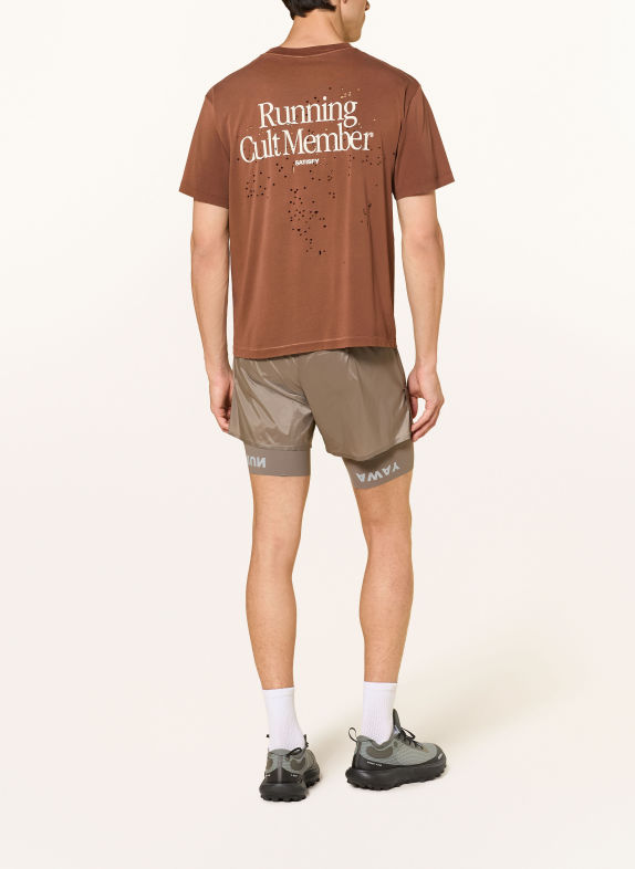 SATISFY MOTHTECH Running Shirt BROWN / WHITE