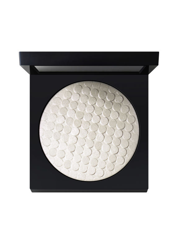 M.A.C EXTRA DIMENSION SKINFINISH GLOWFLAKES