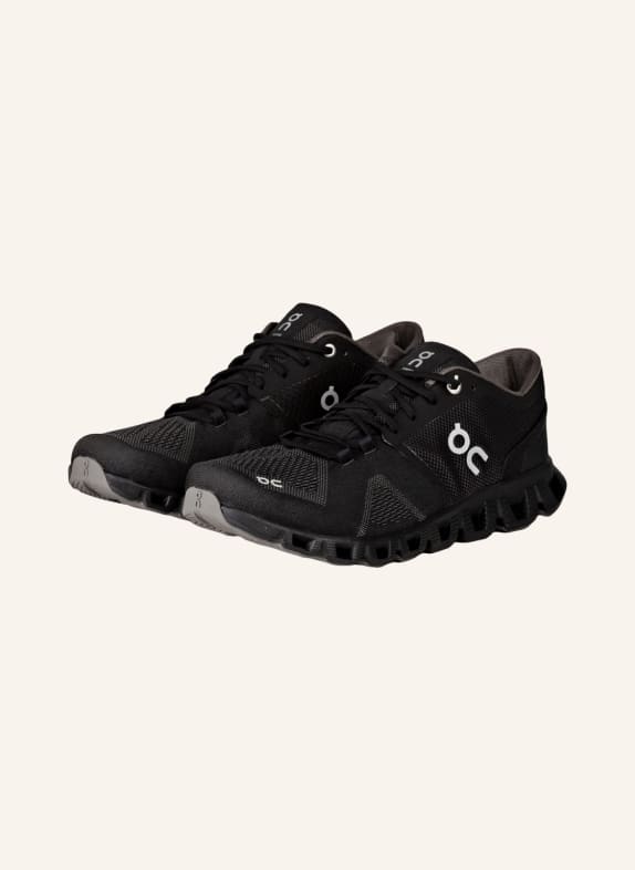 On Laufschuhe CLOUD X