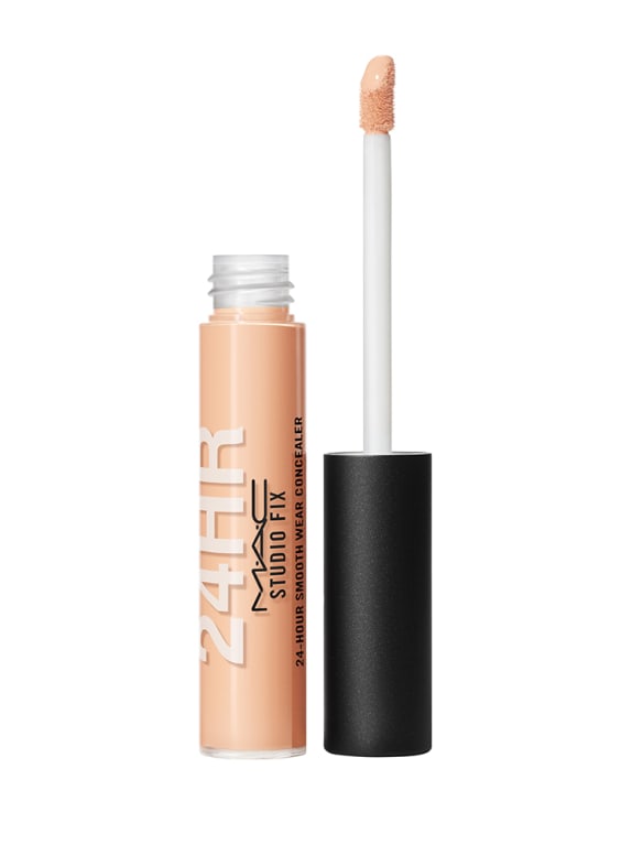 M.A.C STUDIO FIX 24HOUR SMOOTH WEAR CONCEALER NW 24